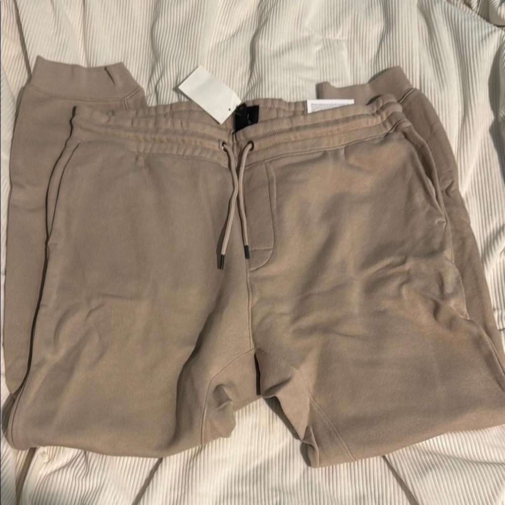NWT Men’s H&M tan regular fit Jogger Sweatpants